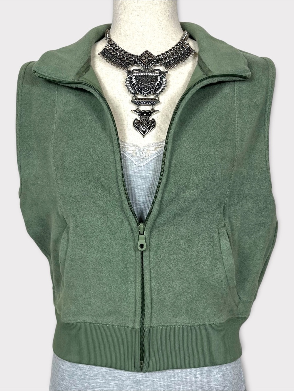 Aerie Offline Cropped Polar Fleece Vest Medium Casual Activewear Outdoor Preppy